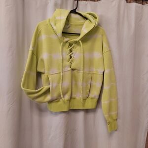 FP Movement by Free People Lace-Up Tie-Dye Cropped Hoodie in Pale Yellow & White